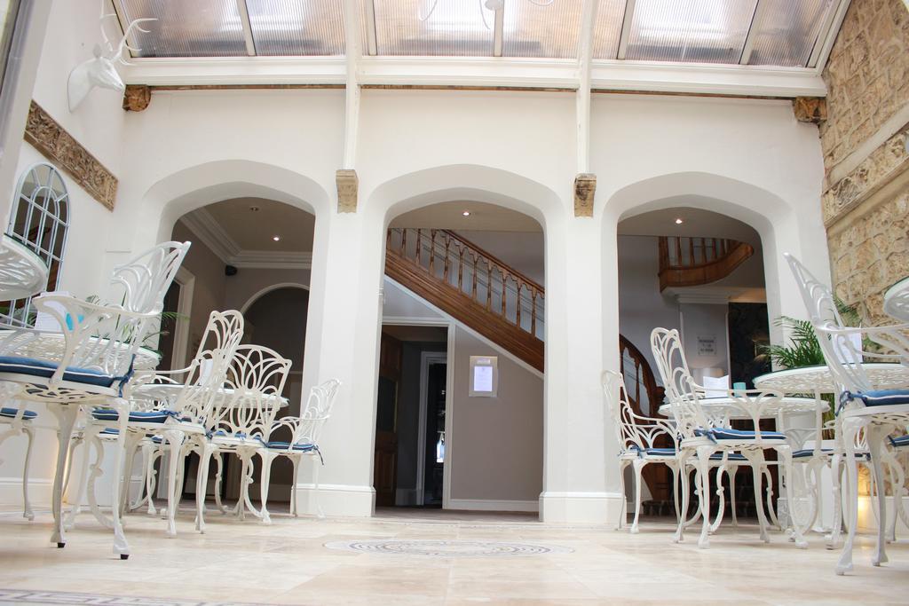 The Shrubbery Hotel, อิลมินสเตอร์ ภายนอก รูปภาพ