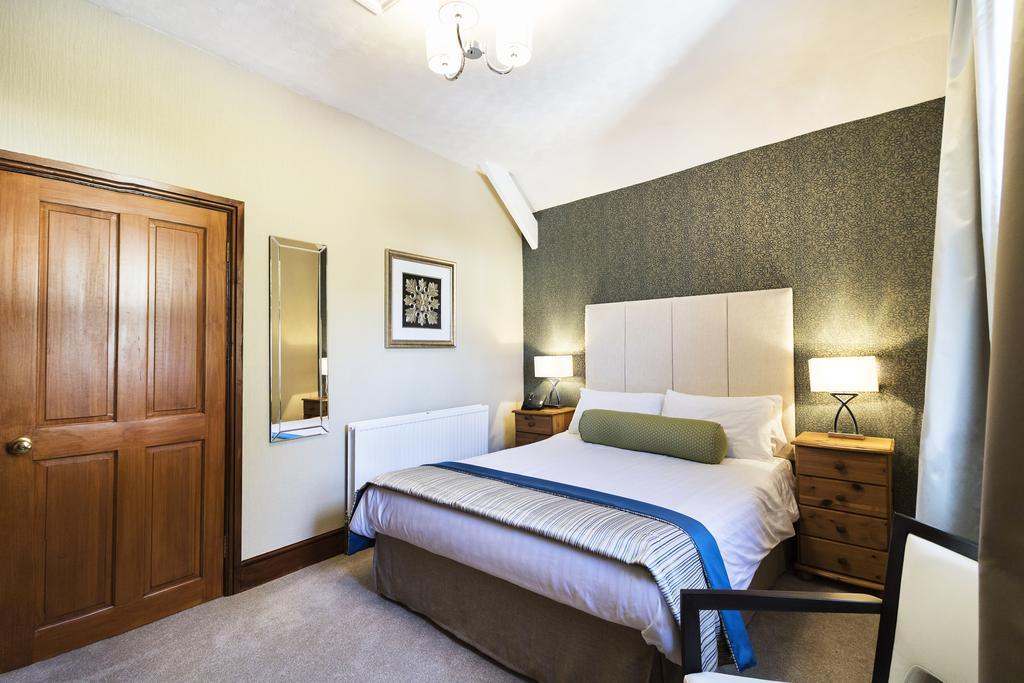 The Shrubbery Hotel, อิลมินสเตอร์ ภายนอก รูปภาพ